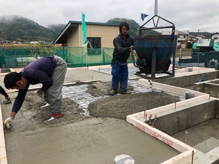 2019-04-26 13.04.47.jpg